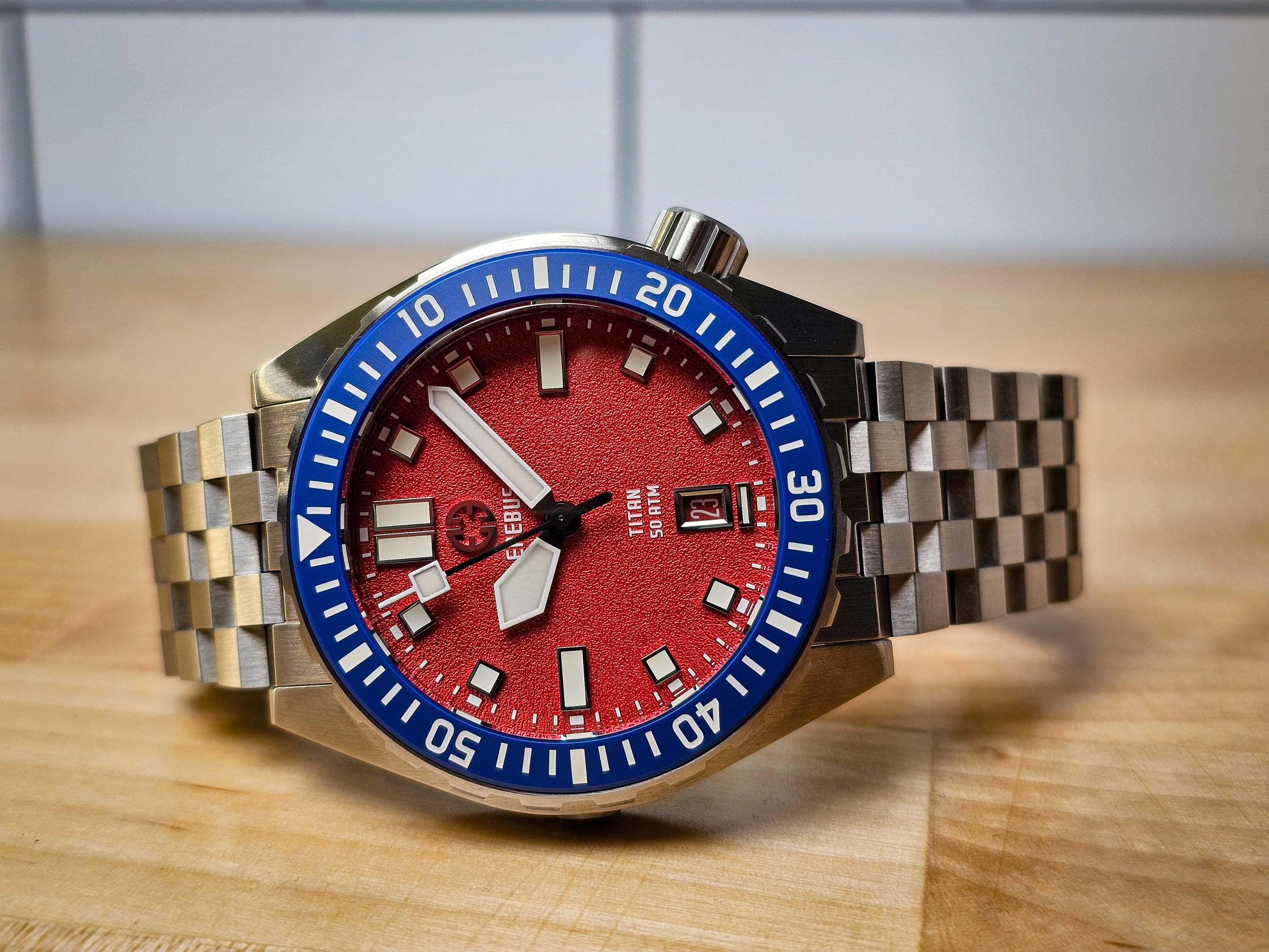 Erebus Titan Diver - Red Dial Blue Bezel - Excellent Condition - Image 6