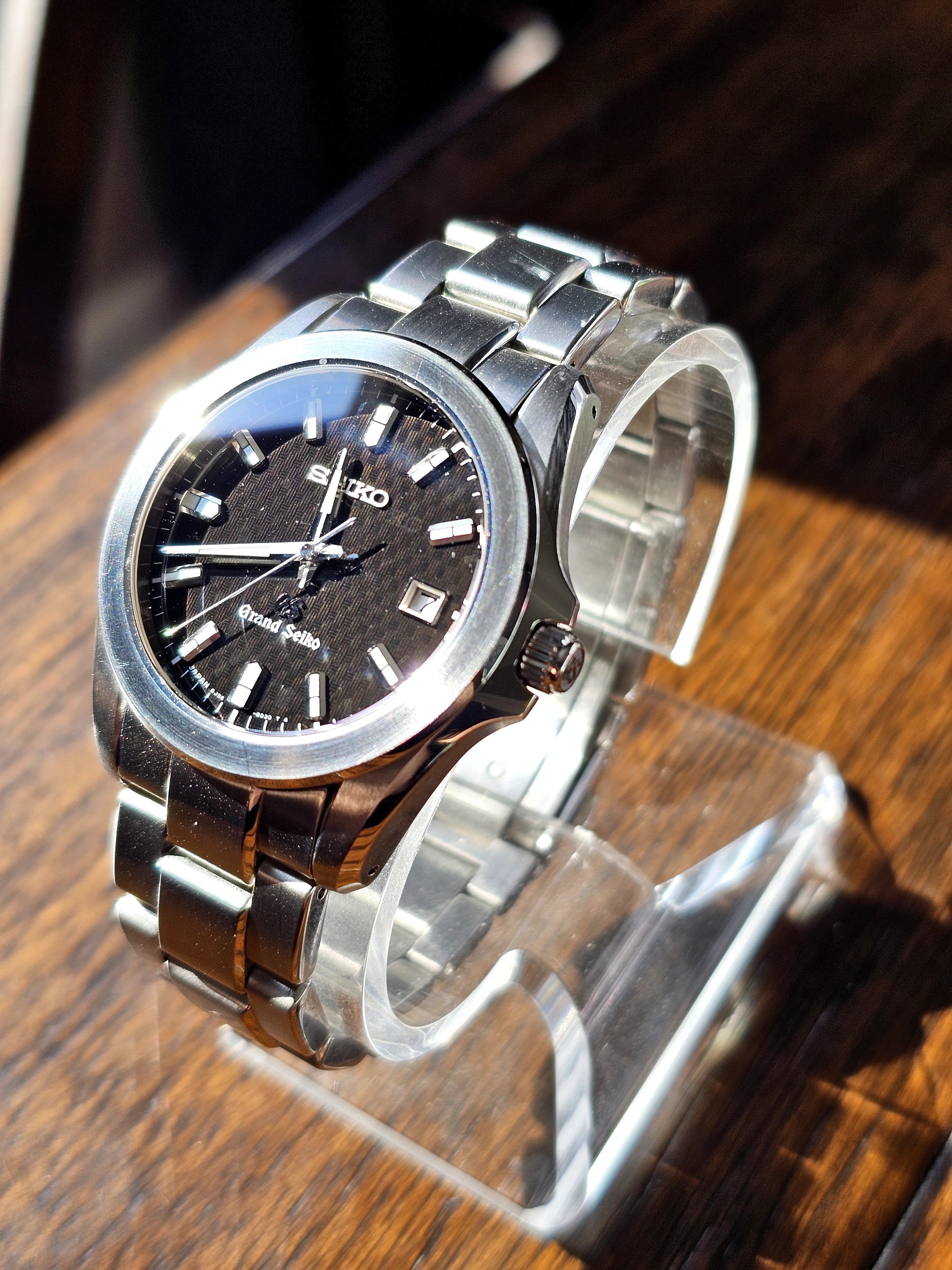 Grand Seiko SBGF021 Black Dial 38mm - High Accuracy Quartz - Image 2