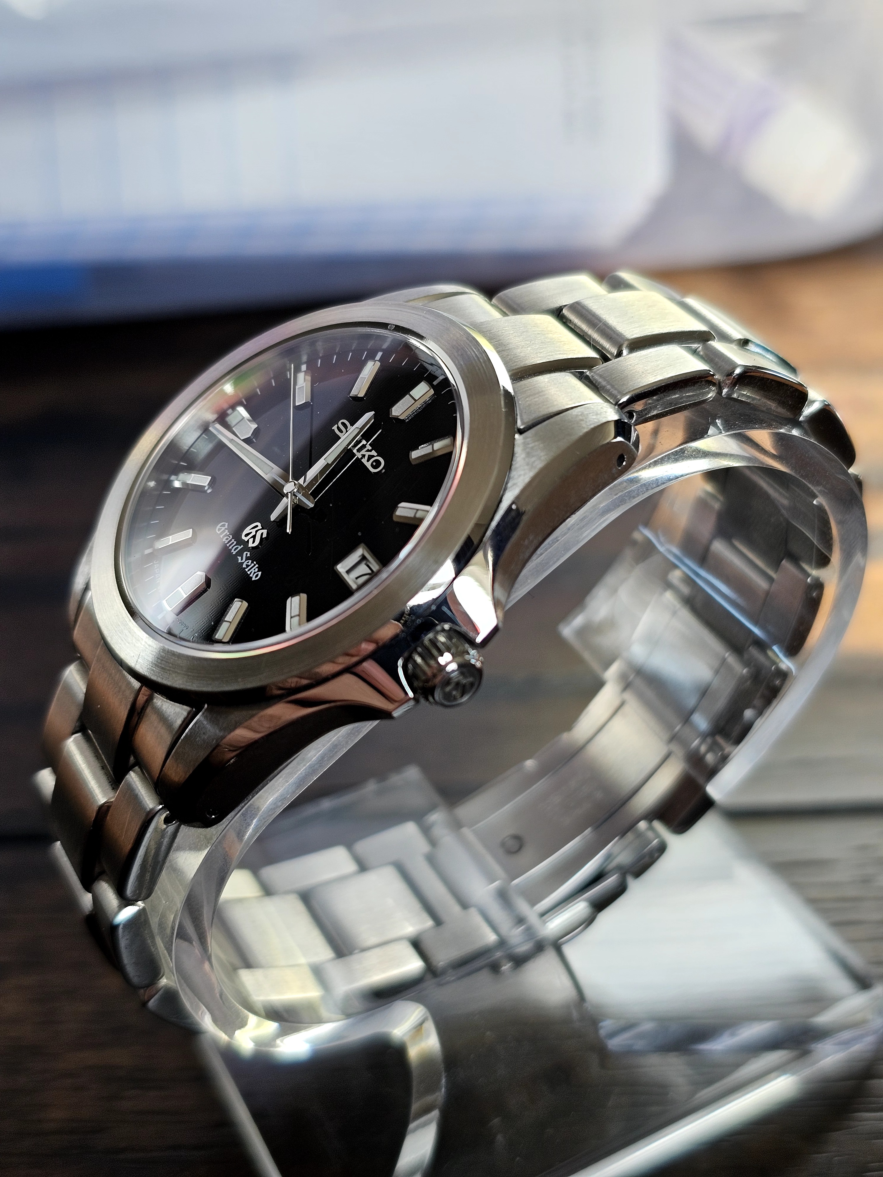 Grand Seiko SBGF021 Black Dial 38mm - High Accuracy Quartz - Image 10