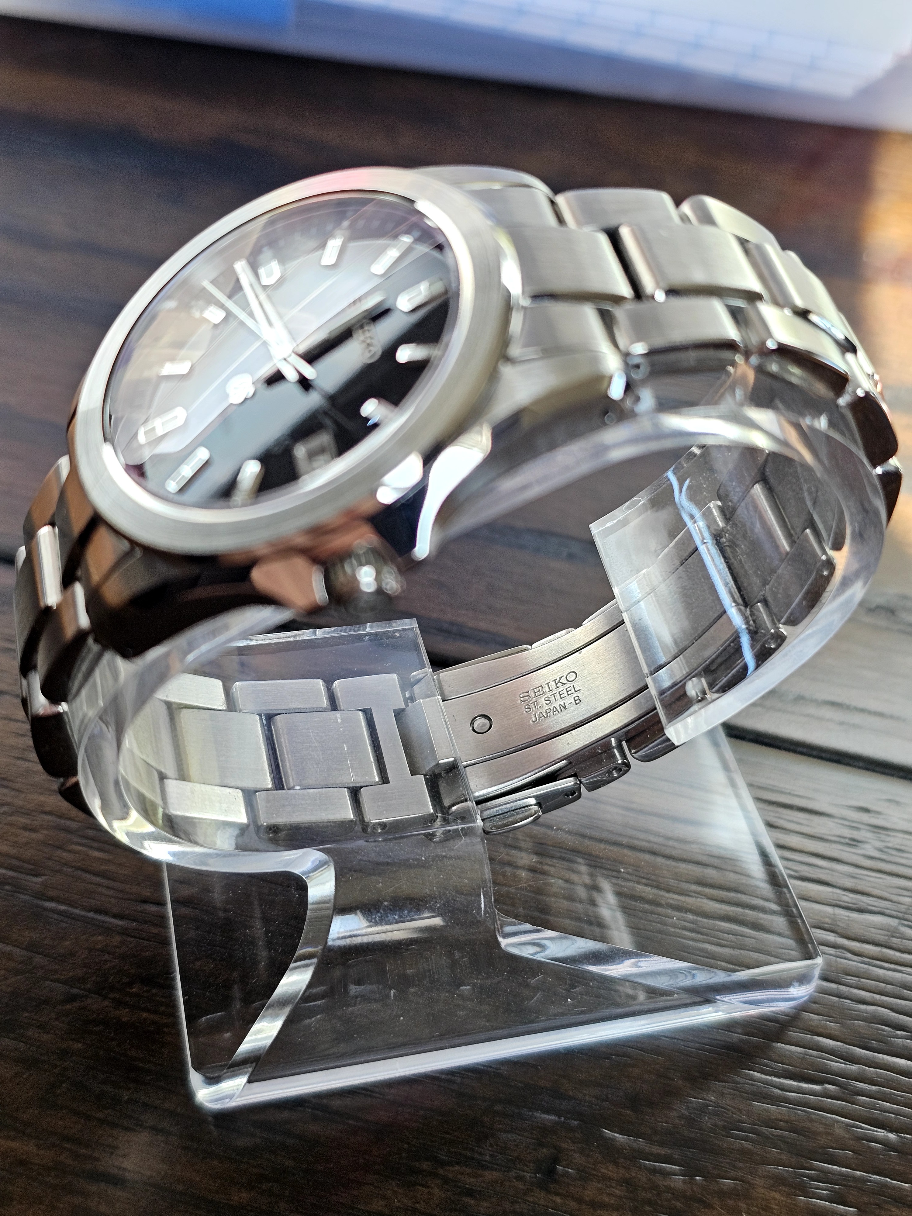 Grand Seiko SBGF021 Black Dial 38mm - High Accuracy Quartz - Image 9