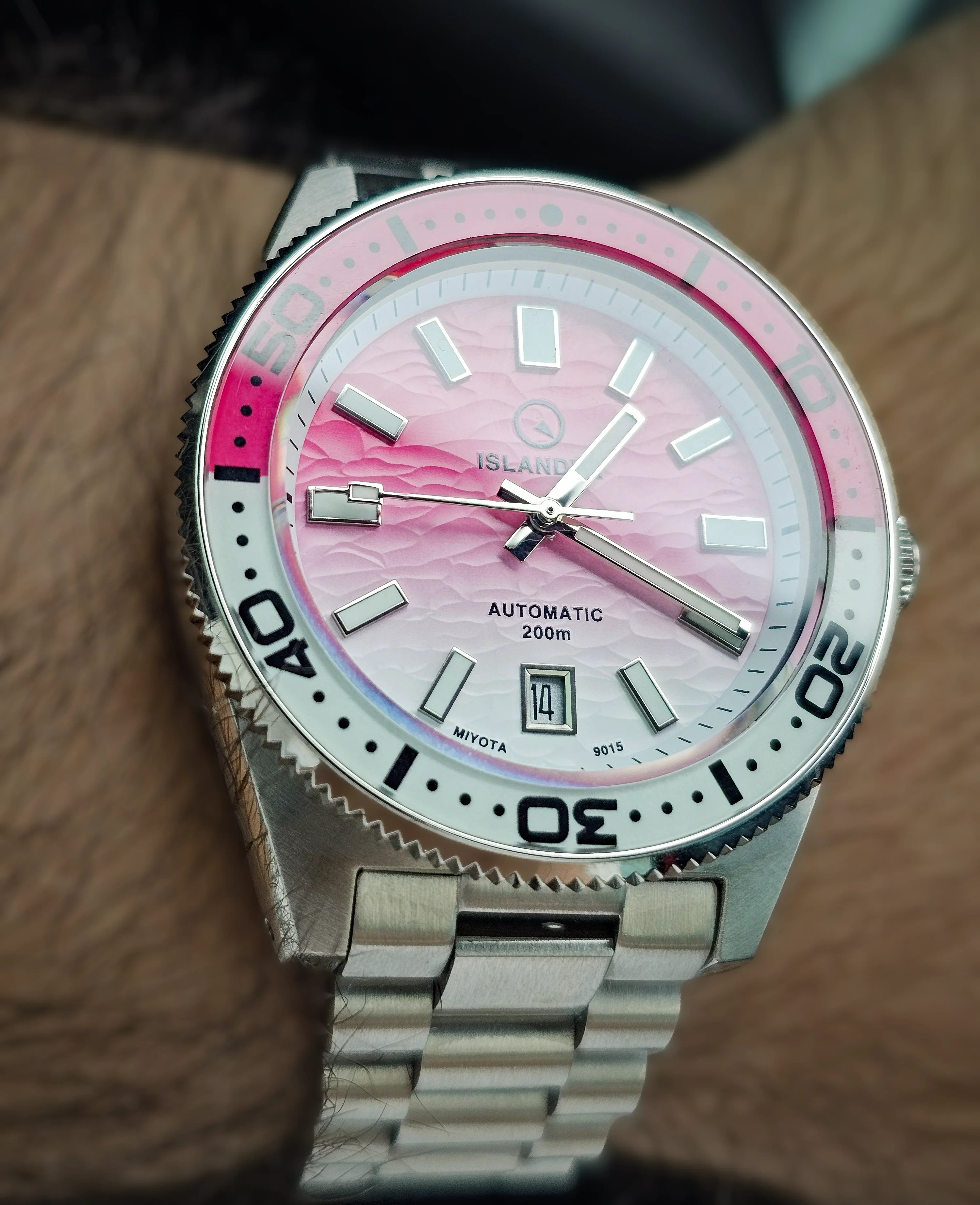 Islander Northport ISL-258 Pink Ripple - Pre-Owned Excellent - Image 3