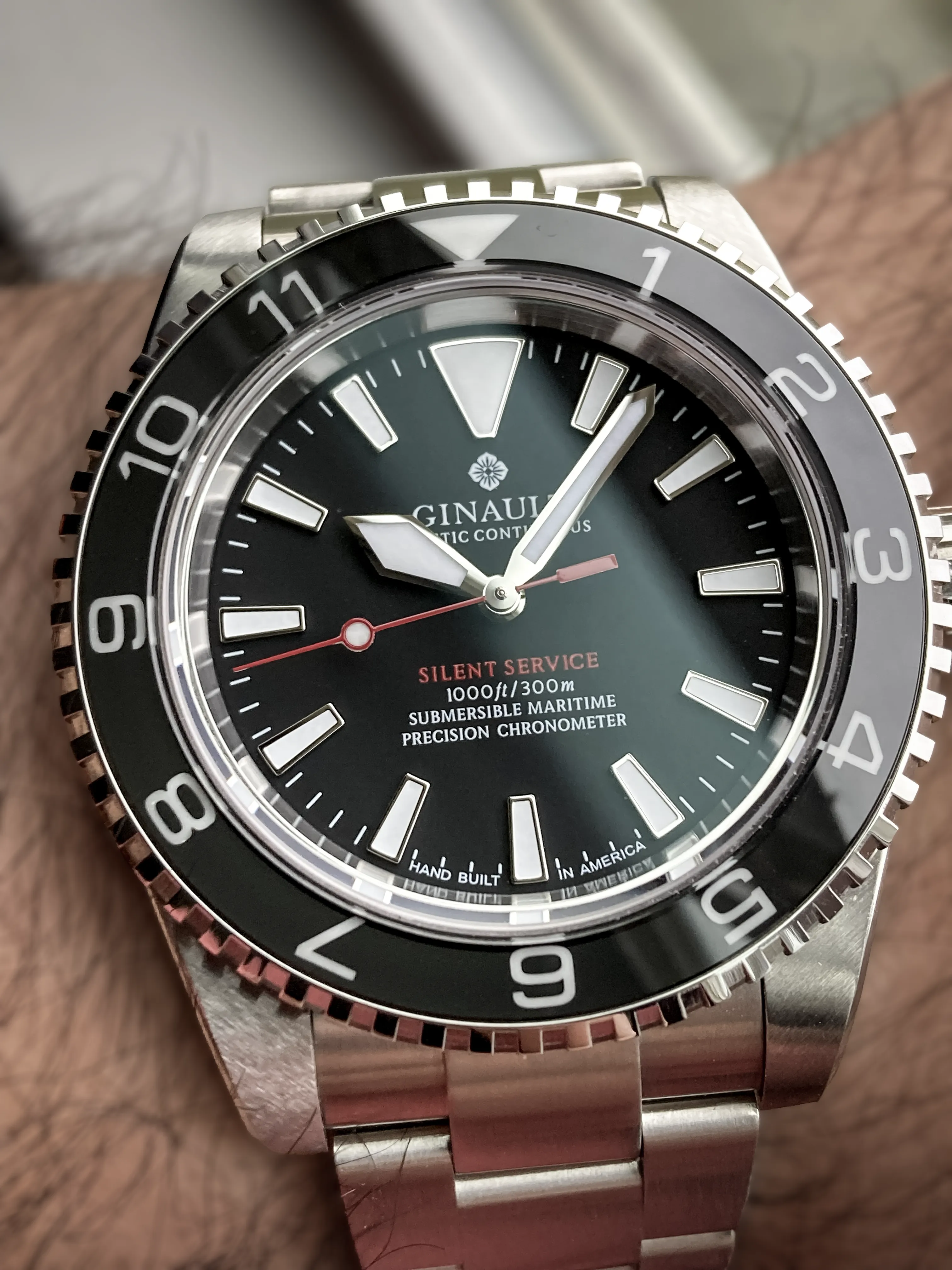 Ginault Silent Service 12H Traveler Bezel No Date - Pre-Owned - Image 7