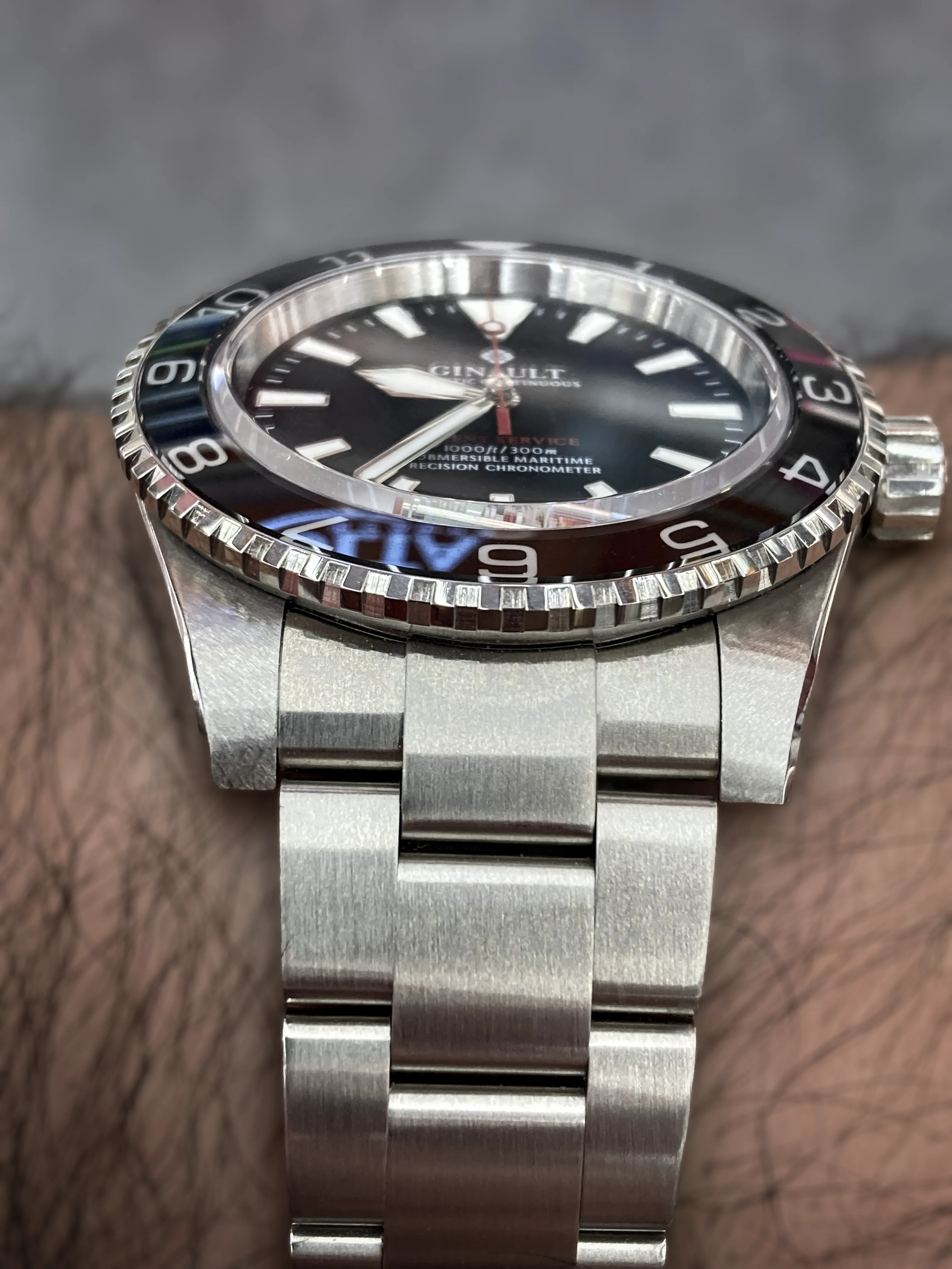 Ginault Silent Service 12H Traveler Bezel No Date - Pre-Owned - Image 4