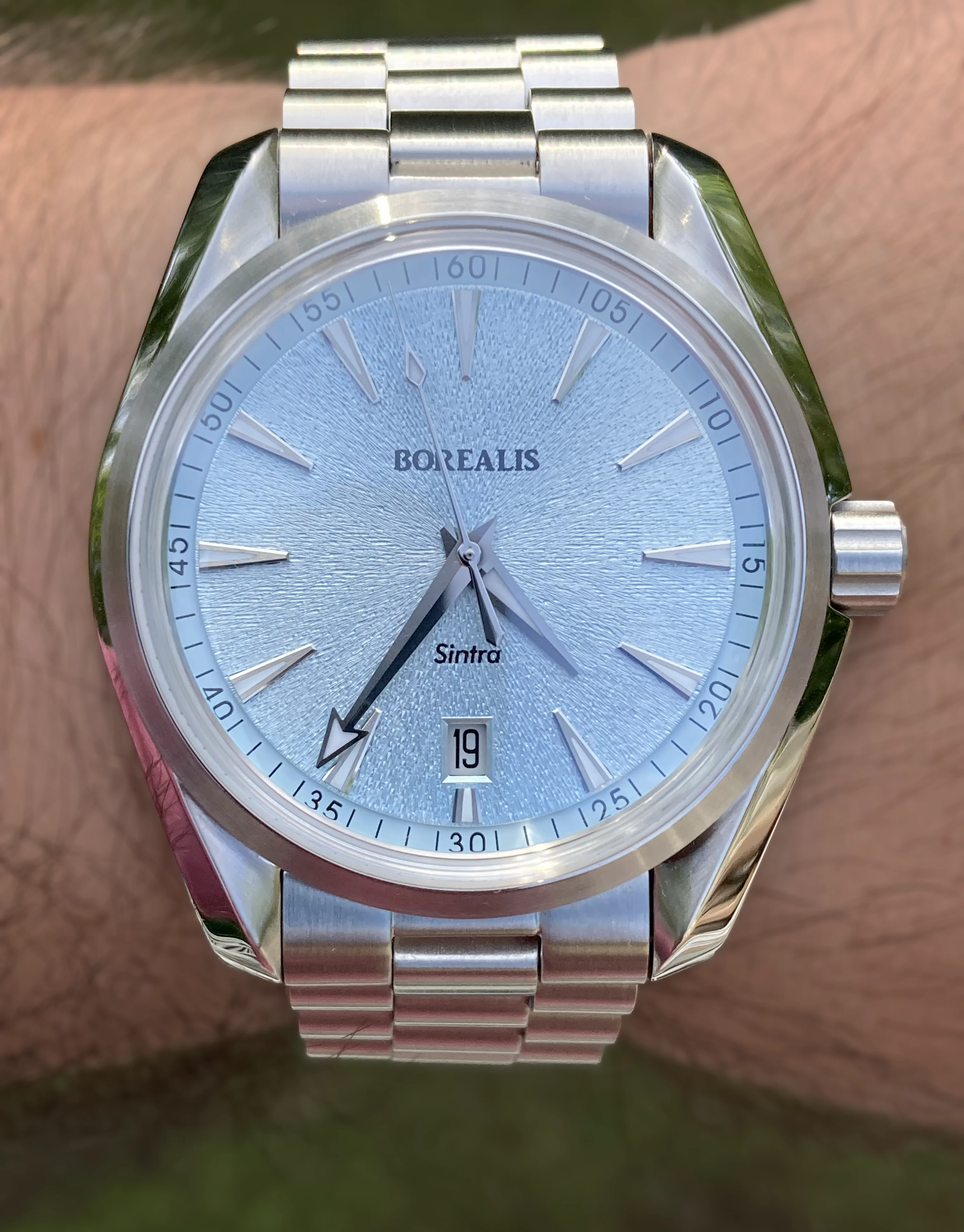 Borealis Sintra Ice Blue Sunray 41.5mm - Pre-Owned Excellent - Image 3