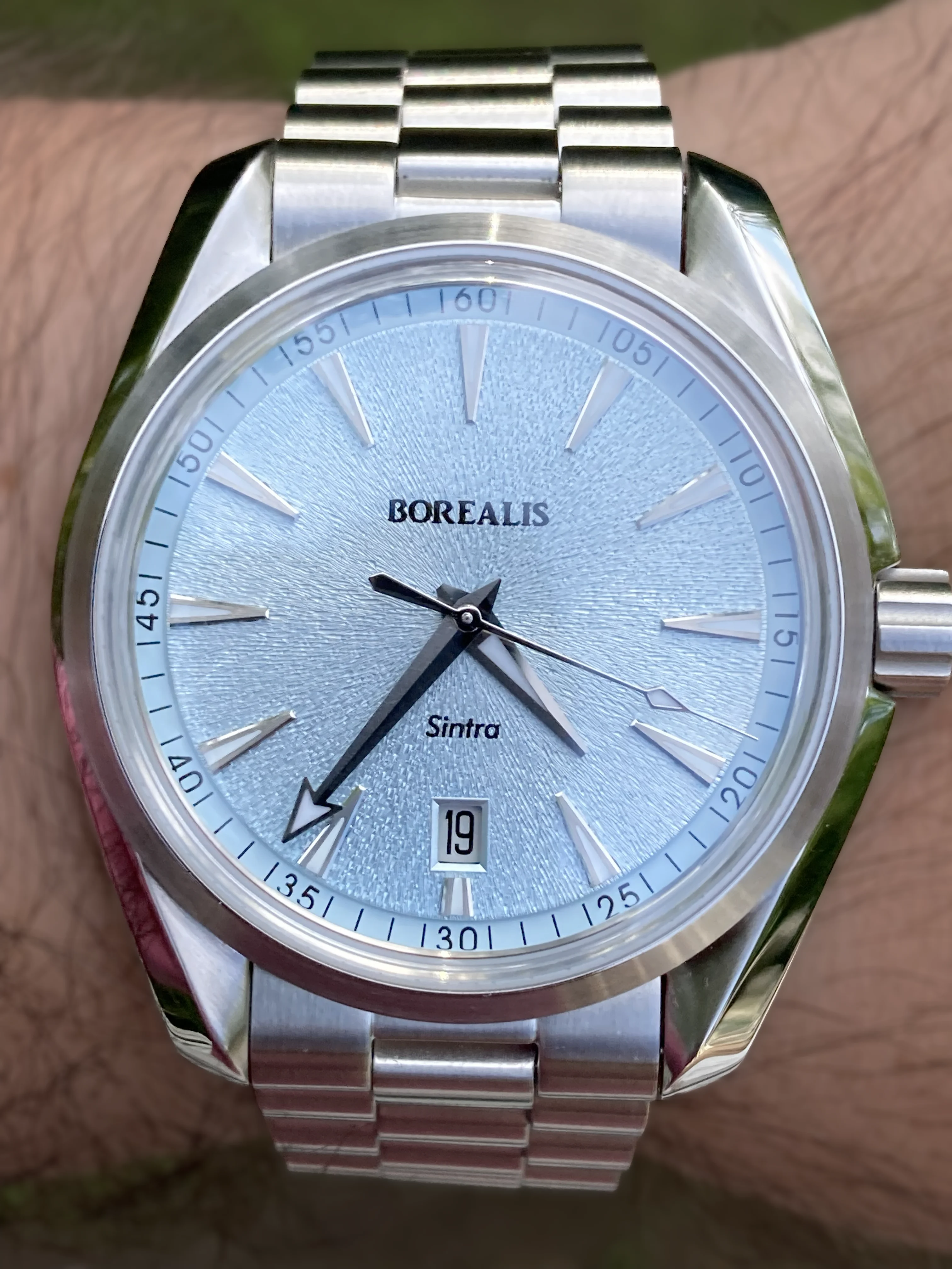 Borealis Sintra Ice Blue Sunray 41.5mm - Pre-Owned Excellent - Image 2